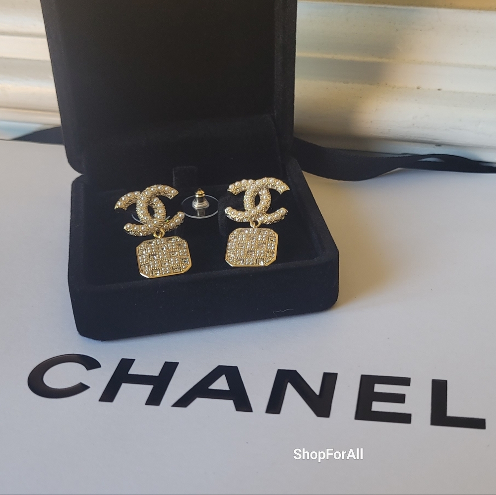 Chanel Gold and Cream Earrings - Picture 14 of 14